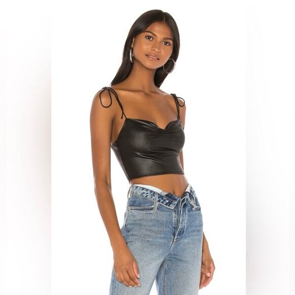 🆕 NWOT Superdown Revolve Cameron Tie Strap Crop Top Black Ruched Tank Top Large - Picture 3 of 16